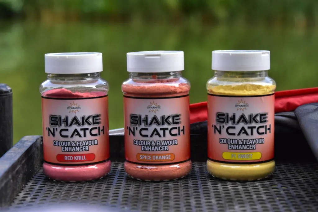 Dynamite Baits - Shake 'n' Catch Colour and Flavour Enhancer