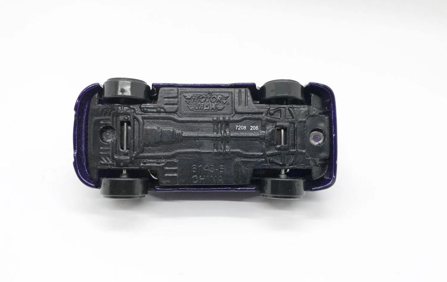 Motor Max Purple Car Toy with Spoiler
