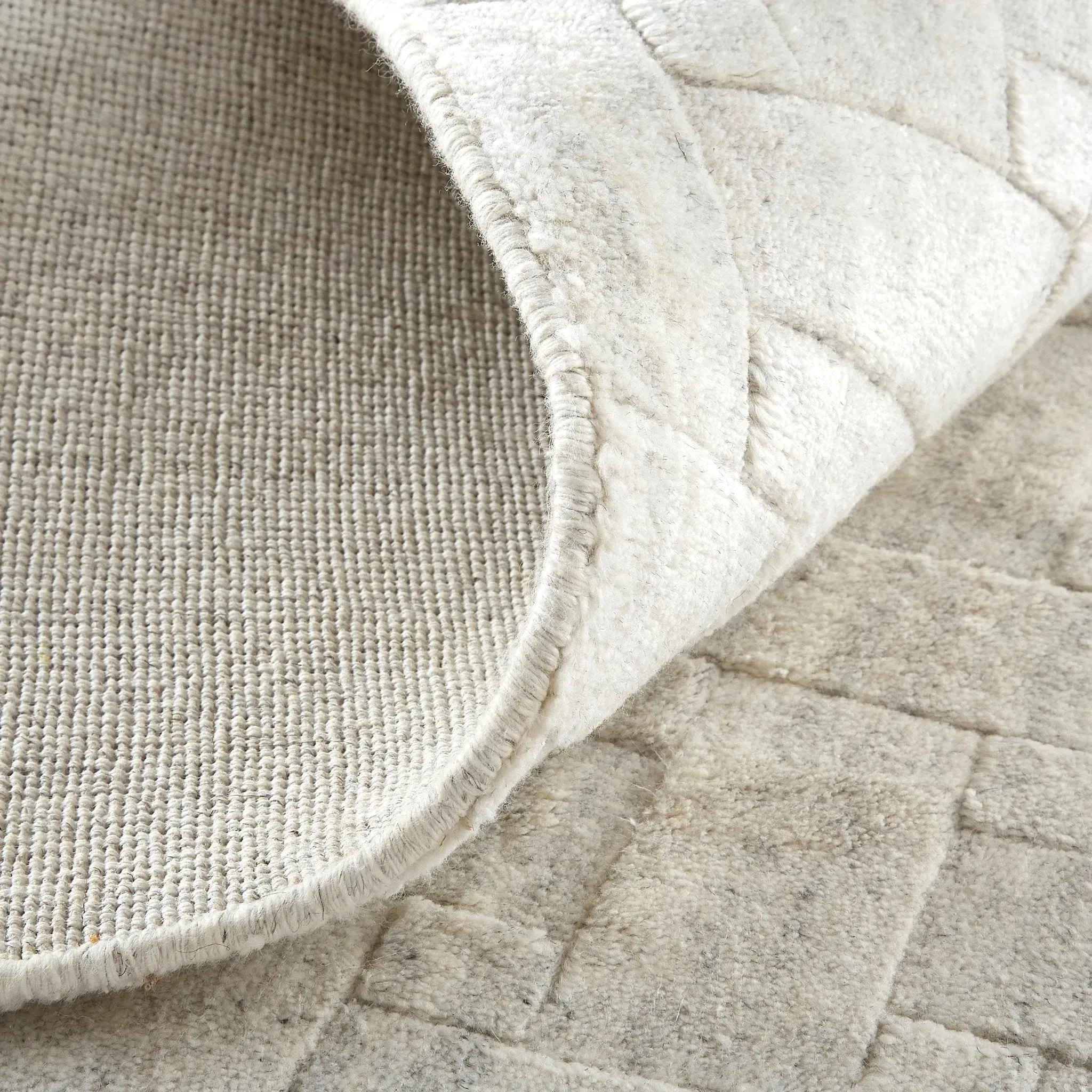 Redford RED8669F White/Silver Rug